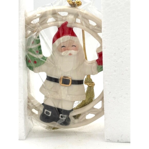Lenox Pierced Figural Santa Christmas Ornament Bone China 24K Gold Accent 890028 - Picture 8 of 16